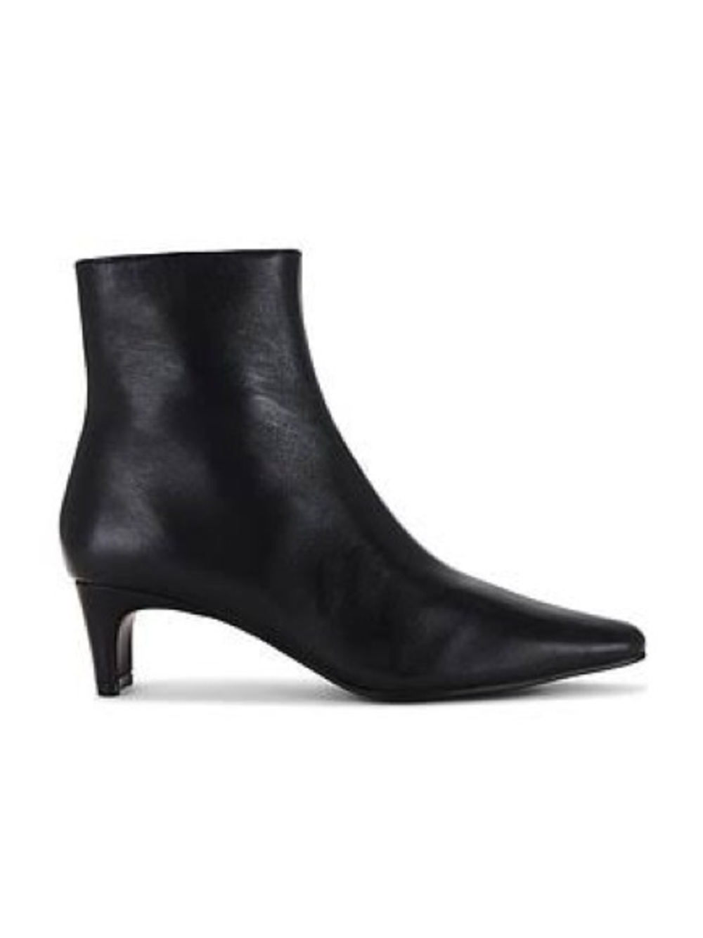 Steve Madden “Delvie” Black Leather Pointed Ankle Booties